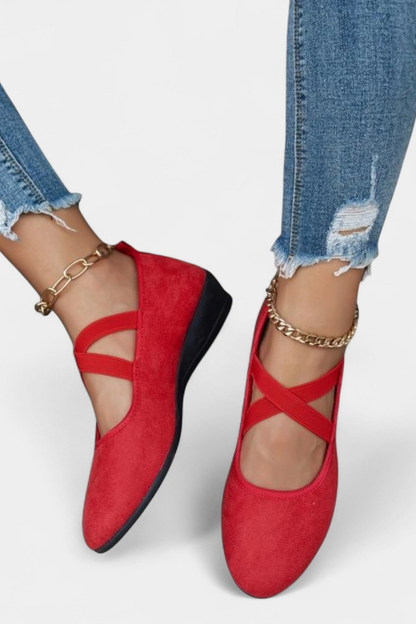 LUCIA SOFT-STEP CASUAL SHOES